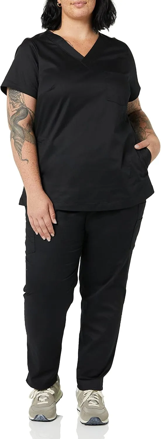 Amazon Essentials Women's Classic Fit V-Neck Short Sleeve Scrub Top (Available in Plus Size)
