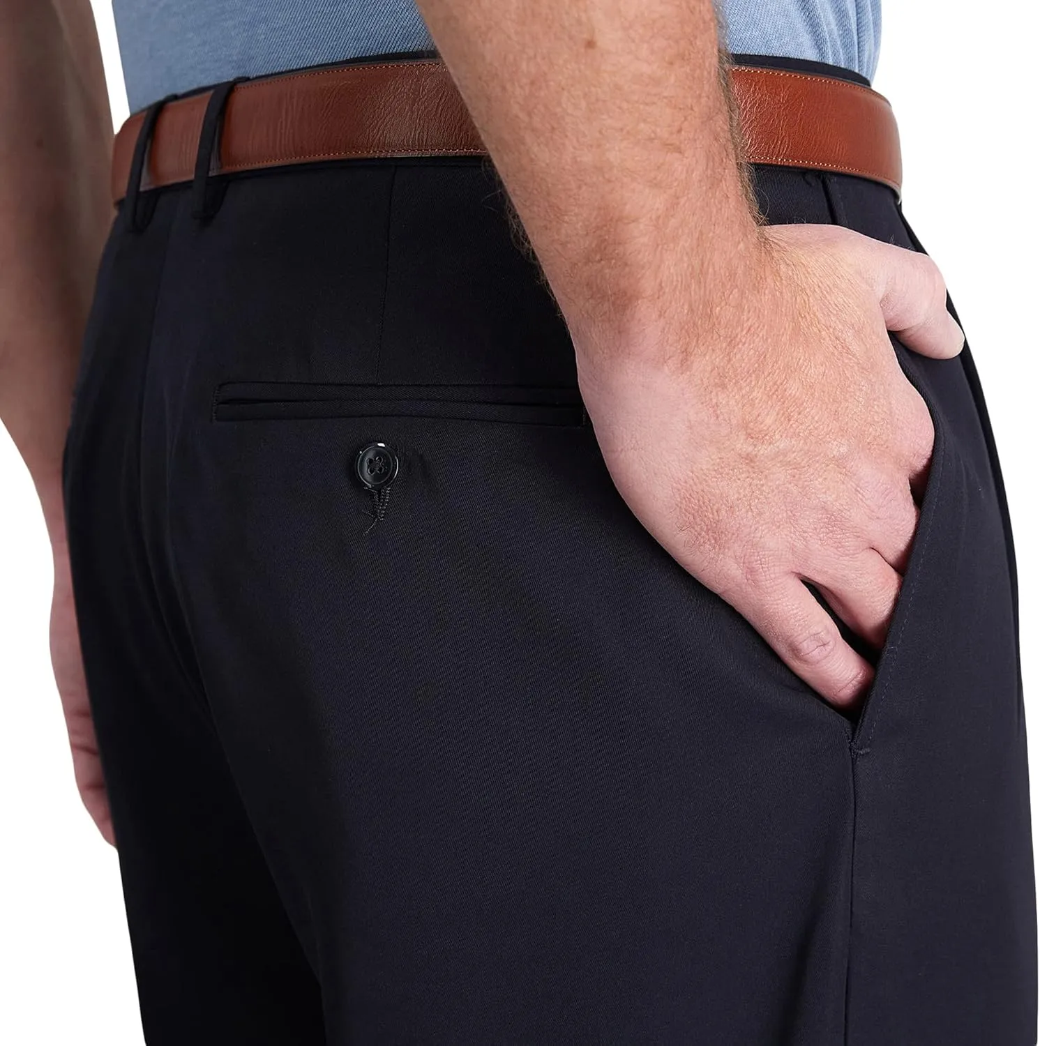 Haggar Mens Hidden Expandable Waistband Classic Fit Pleated Front Gabardine Dress Pant