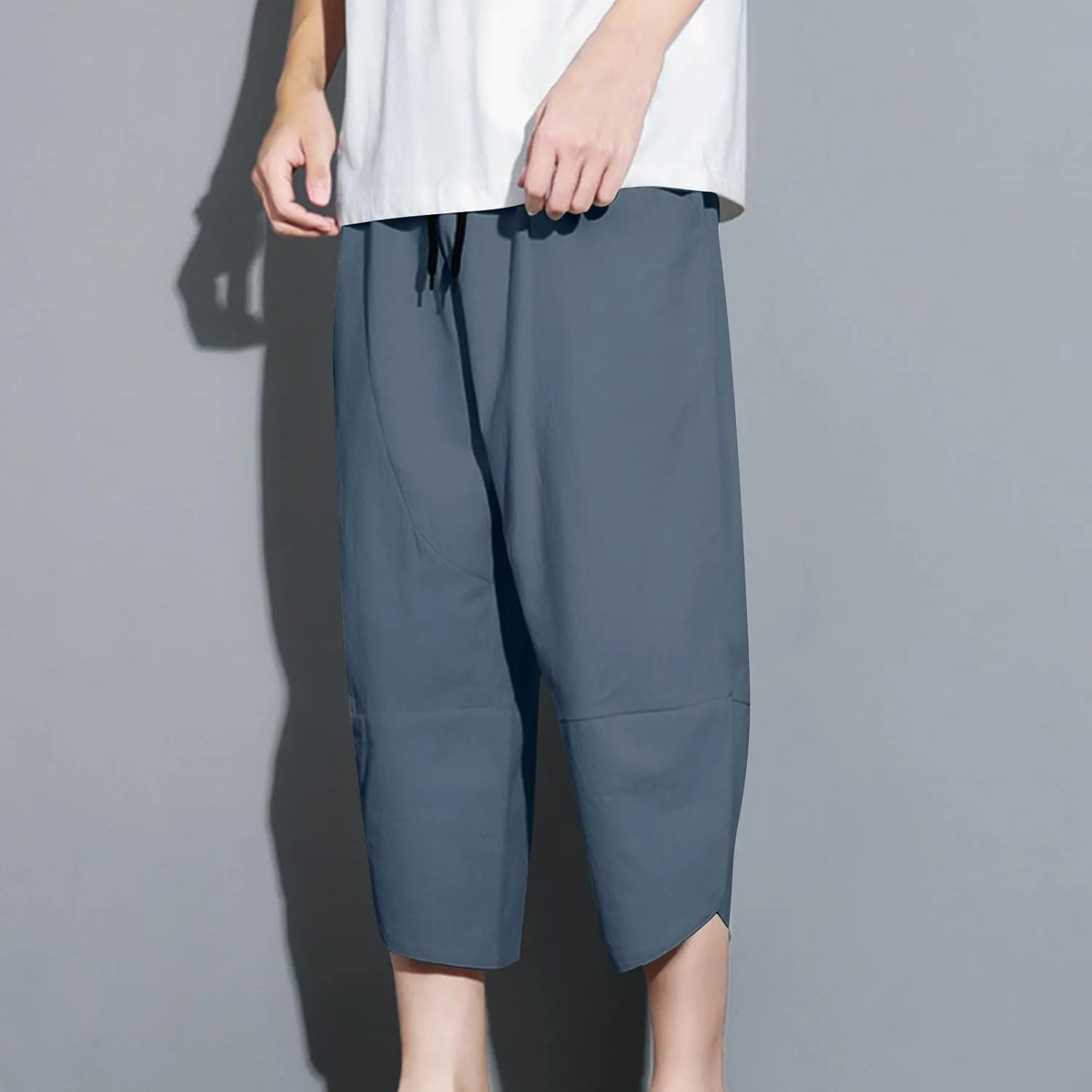 Mens Capri Pants with Pockets Harem Loose Fit Elastic Waist Wide Leg Pants Lightweight Yoga Beach Cropped for Summer