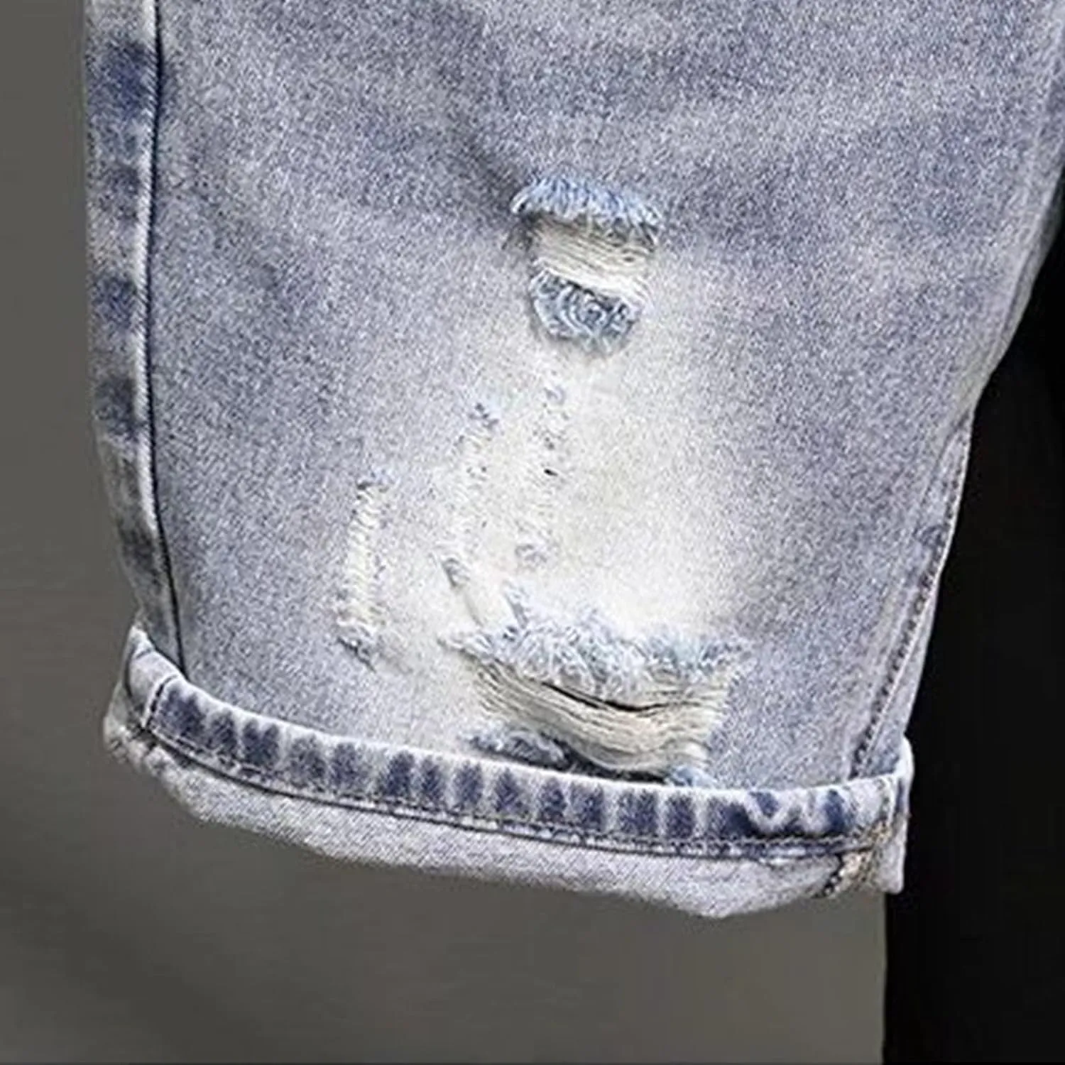 Men's Street Style Jean Shorts Fashion Ripped Knee Lenght Half Jeans Distressed Classic Fit Frayed Short Jean Pants