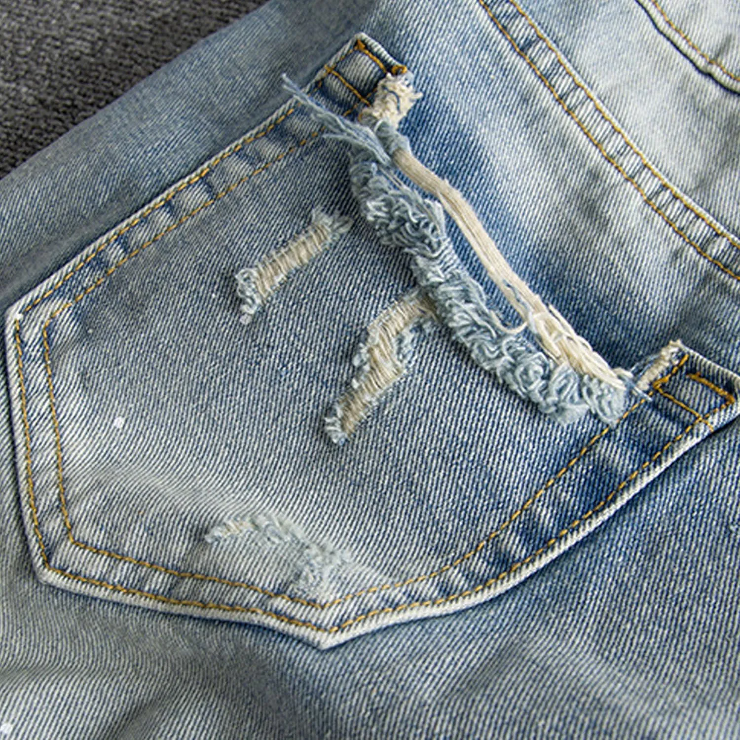 Men's Street Style Jean Shorts Fashion Ripped Knee Lenght Half Jeans Distressed Classic Fit Frayed Short Jean Pants