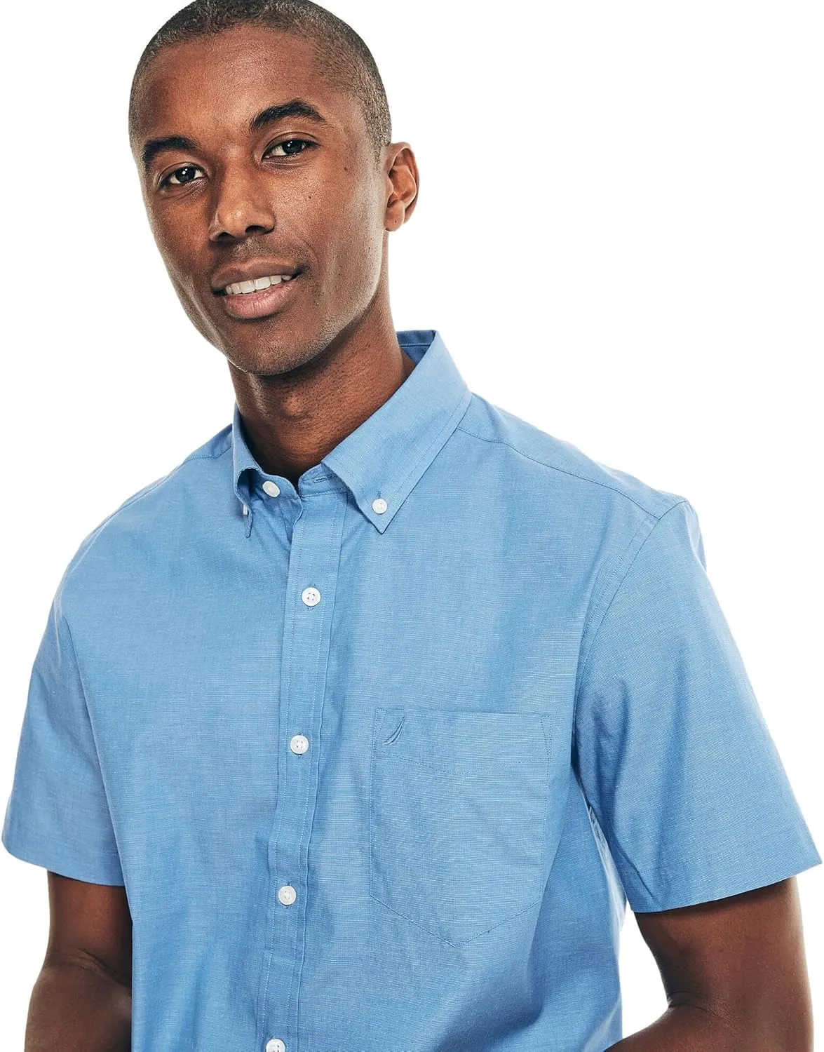 Nautica Men's Classic Fit Wrinkle Resistant Seashore Plaid Short Sleeve Shirt