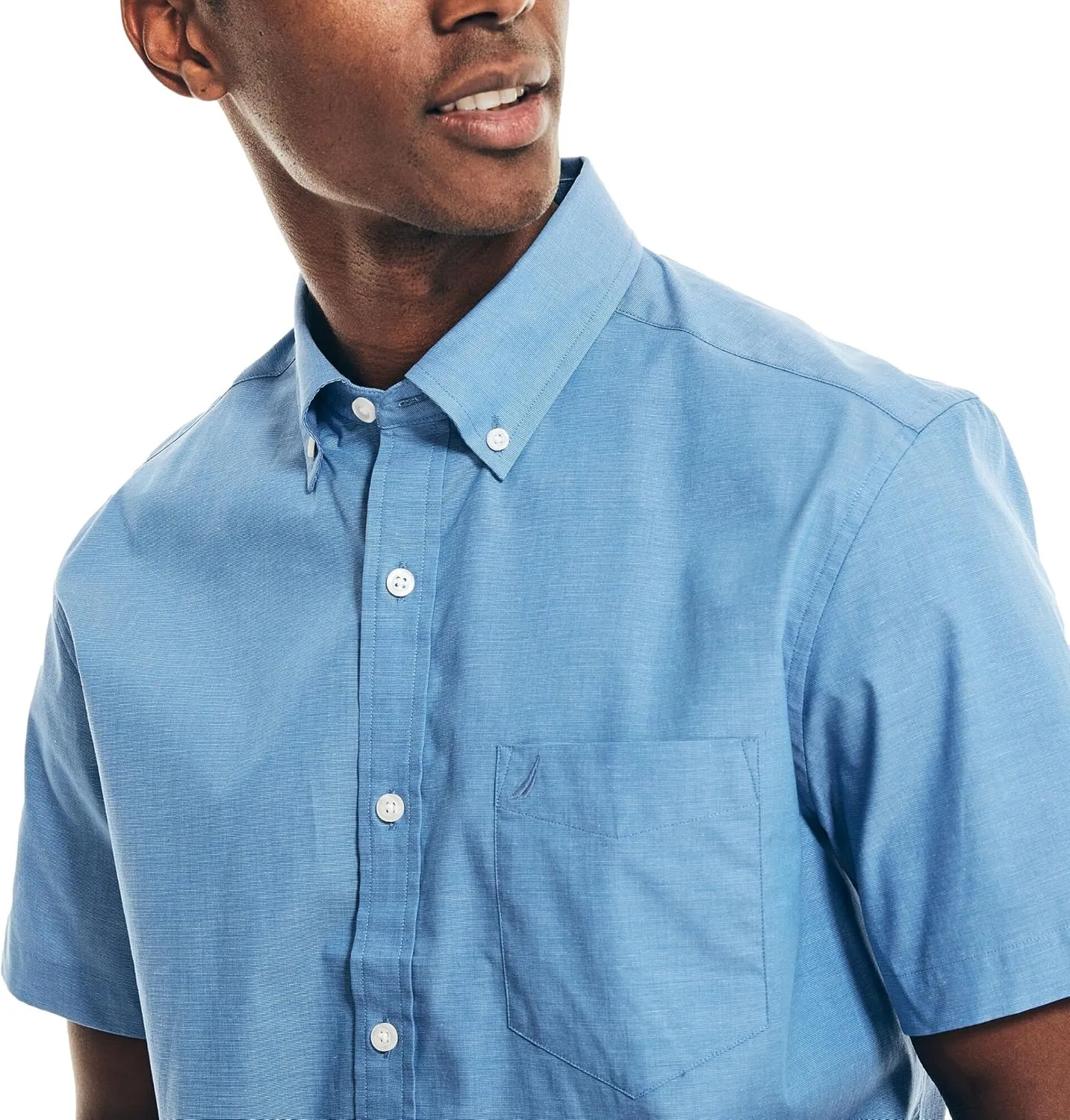 Nautica Men's Classic Fit Wrinkle Resistant Seashore Plaid Short Sleeve Shirt