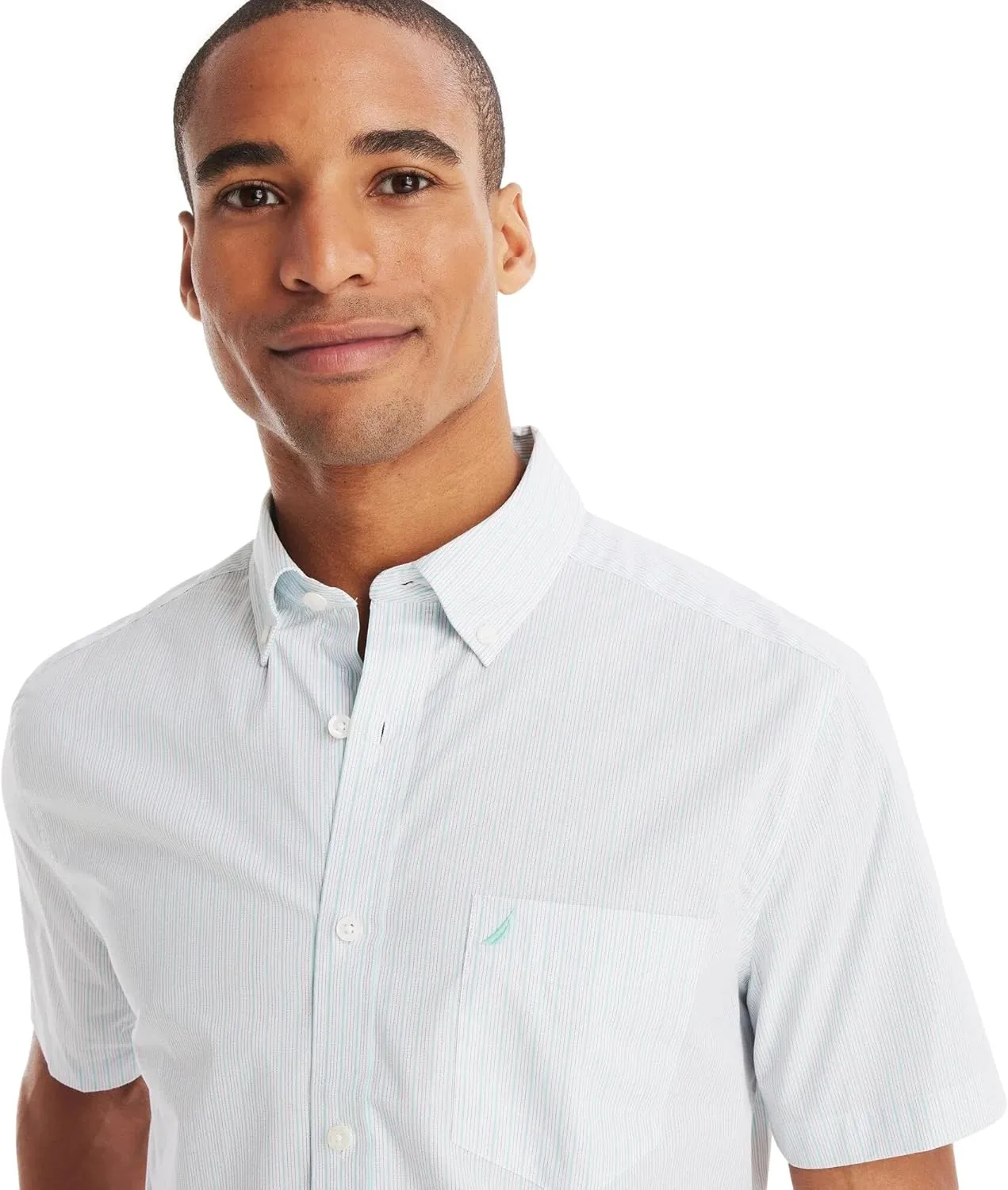 Nautica Men's Classic Fit Wrinkle Resistant Seashore Plaid Short Sleeve Shirt