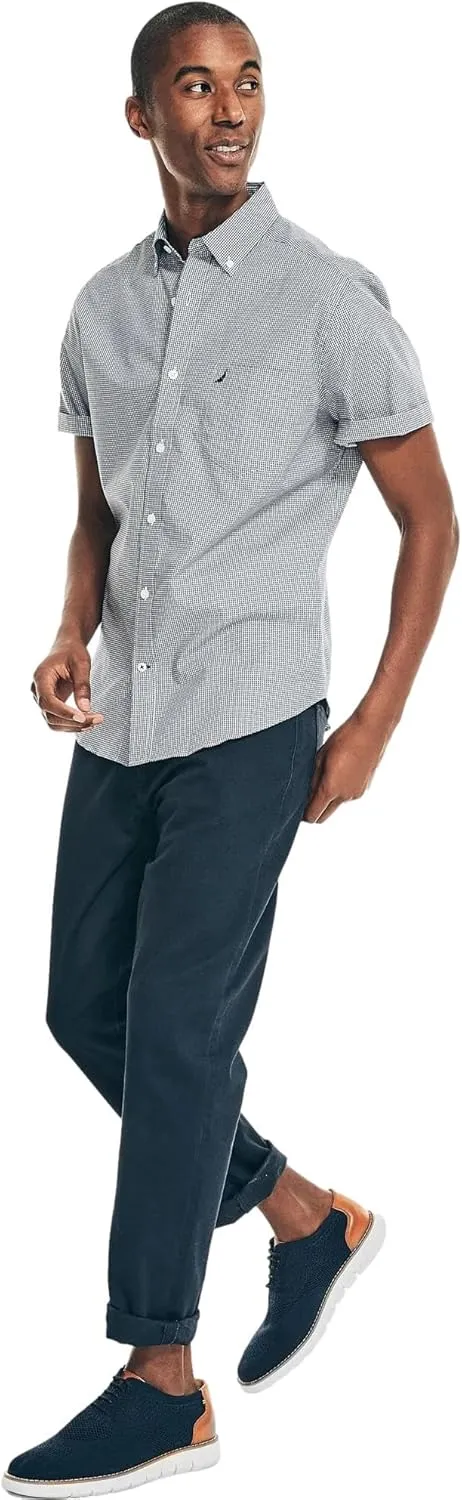 Nautica Men's Classic Fit Wrinkle Resistant Seashore Plaid Short Sleeve Shirt