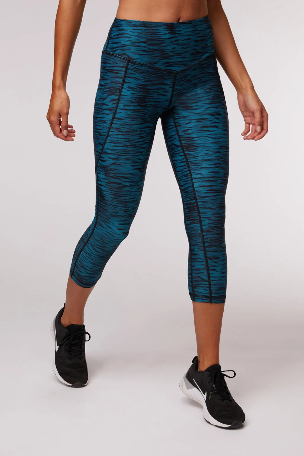Tidal Wave 3/4 Legging