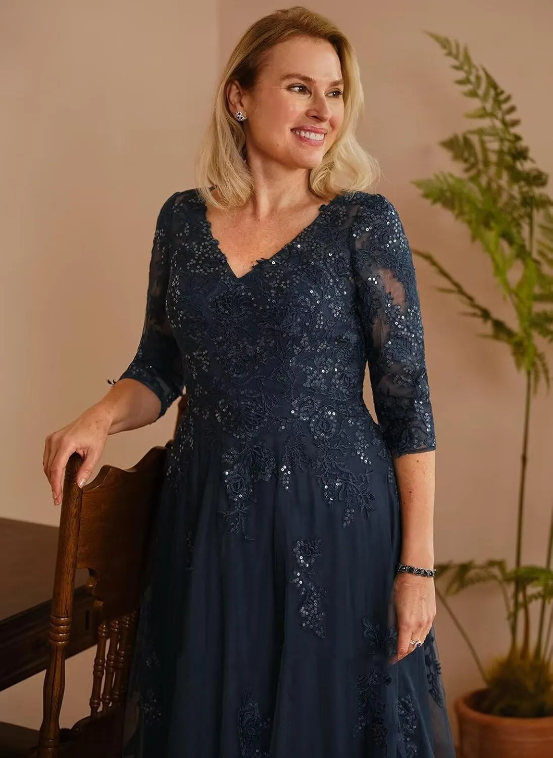 Women's 3/4 Sleeve Mother of The Bride Dresses 2025 Lace Applique Pleated Formal Party Dress DE222